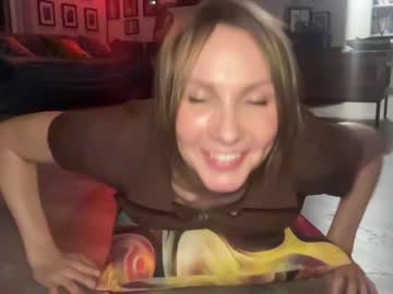 webcam girl kaileeshy live cam image #2295603