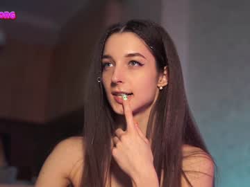 webcam girl angels_kiss live cam image #4377907