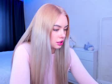 webcam girl 8a8y_nura live cam image #3879160