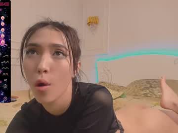 webcam girl yonhee_charm live cam image #3462559