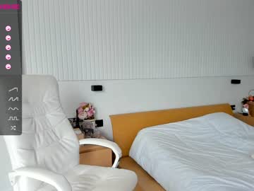 webcam girl hee_jin live cam image #1764575