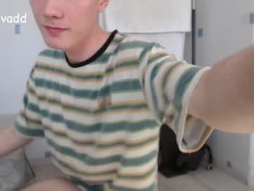 webcam man callmenineoneseven live cam image #5081807