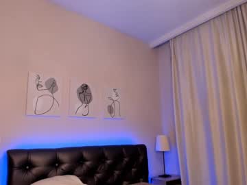 webcam girl tin_zhi live cam image #4239888