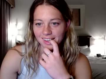 webcam girl beccafields live cam image #1843222