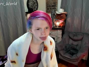 webcam girl murbears_world live cam image #2288642