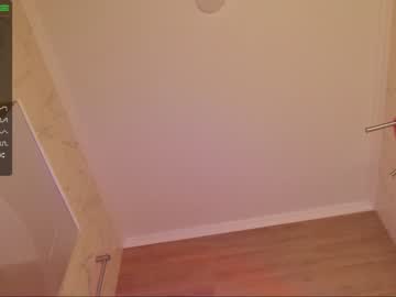 webcam girl princess_lolli live cam image #2570951