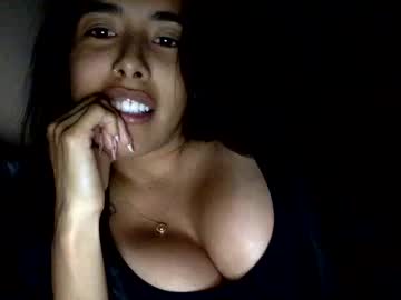 webcam girl petite_mrie live cam image #1850590
