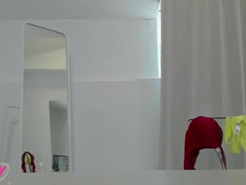 webcam girl j_udi live cam image #1901931