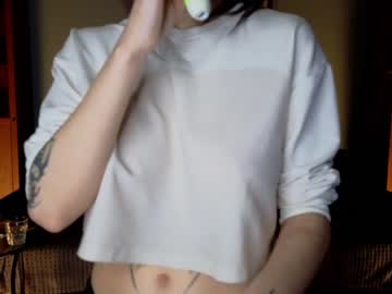 webcam girl silvercorell live cam image #6299083