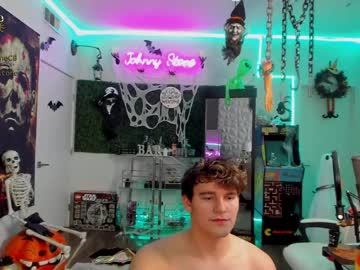 webcam man thejohnnystone live cam image #3018498