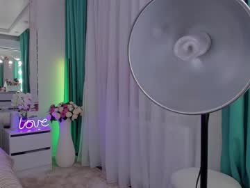 webcam girl sweety_rinushka_ live cam image #4926674