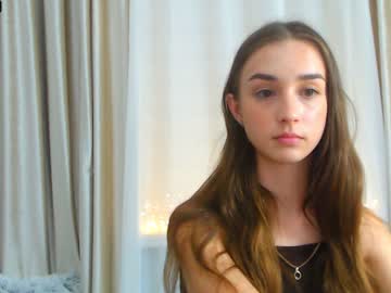 webcam girl lana__j live cam image #4739884