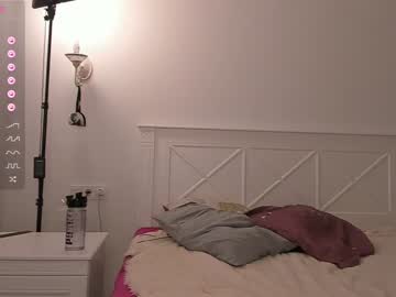 webcam couple sunsay_effie live cam image #5120848