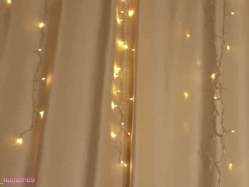 webcam girl bettyhudson live cam image #1249570