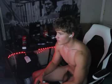 webcam man maxednat live cam image #4781438