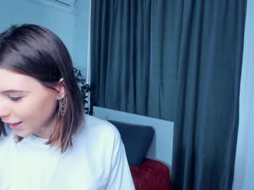 webcam girl _night_moon_ live cam image #5813820