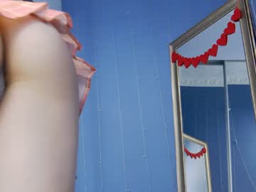 webcam girl kriskras__ live cam image #6805876