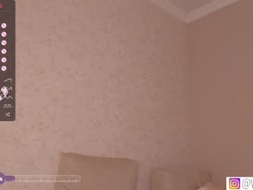 webcam girl bzzzme live cam image #6287569