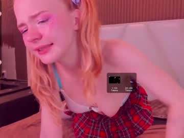 webcam girl miliaparkerone live cam image #2186762