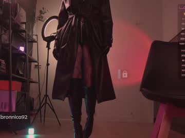 webcam girl bronnica live cam image #3575180