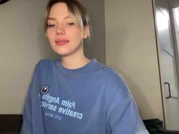 webcam girl angel_from_sky live cam image #1991362