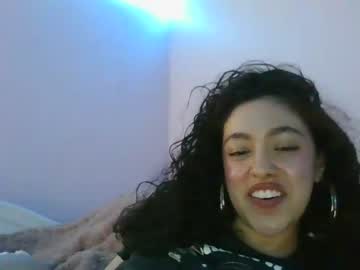 webcam girl savinajade live cam image #3321219