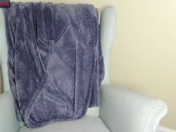 webcam girl lilbeccaxo live cam image #3191413