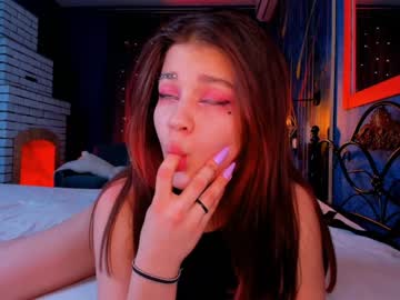 webcam girl katrinpolly live cam image #1537170