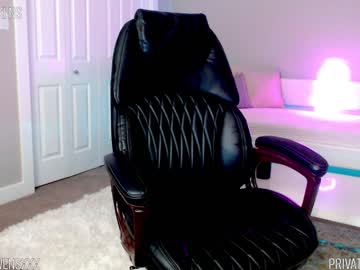 webcam girl oliviaowens live cam image #1914331