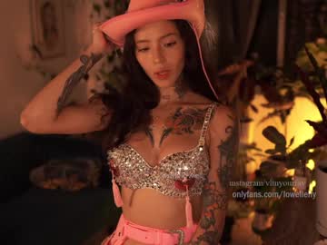 webcam girl effylowell_ live cam image #5560865