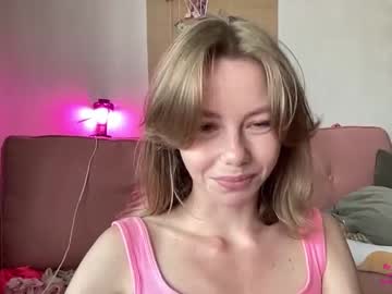 webcam girl elli_harmon live cam image #4790531