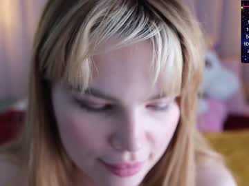webcam girl love_you_to123 live cam image #4932016