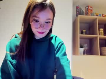 webcam girl ellie_leen live cam image #1382261