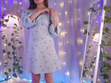 webcam girl helenmoors live cam image #5232224