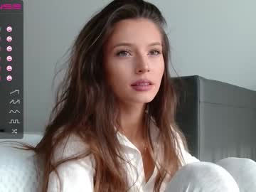 webcam girl isia_slay live cam image #1563165