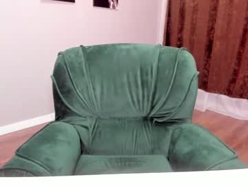 webcam girl kira_little live cam image #5178643