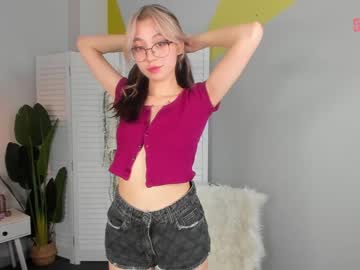webcam girl y_u_m_i_k_a live cam image #3286937