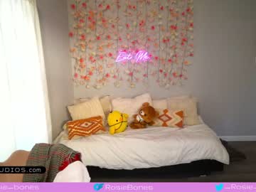 webcam girl rosiebones live cam image #1905602