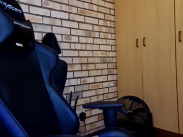 webcam man tickle4pickle live cam image #1324121
