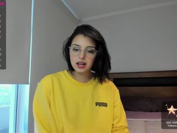 webcam girl yourfreakygirl live cam image #4855338