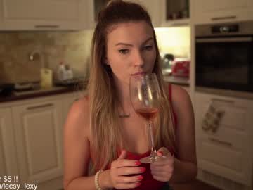 webcam girl lecsy live cam image #2885862