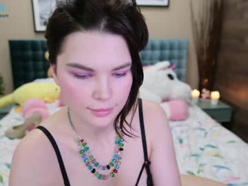 webcam girl love_you_to123 live cam image #733149