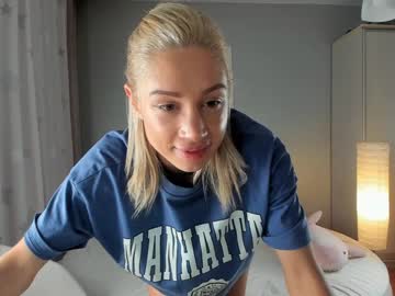 webcam girl _mito_69 live cam image #6265060