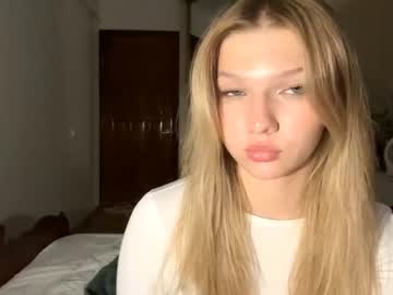webcam girl sultry_dreamer_4ever live cam image #7108563