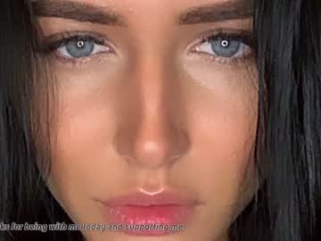 webcam girl cherry_beauty live cam image #2209166