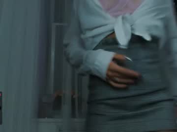 webcam girl emmi_rosee live cam image #1264466