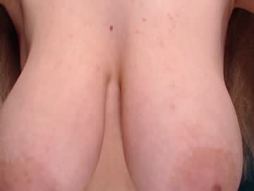 webcam girl incrediblyomelia live cam image #3142812