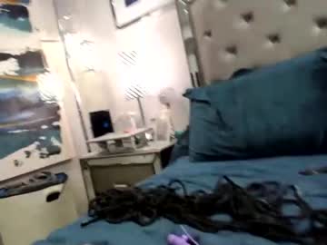webcam couple justin_maryah live cam image #2897359