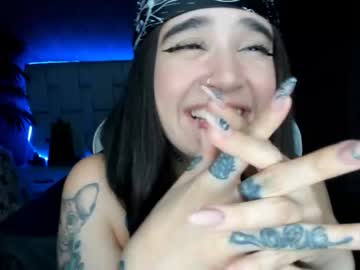webcam girl sugar_troubl3 live cam image #1052636