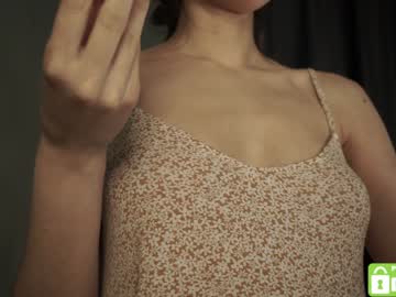 webcam girl tessarosse_ live cam image #4431176
